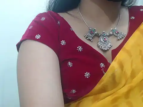 Snapshot of Lovely_Siri_23 chatting on April 2026 01:41:02 PM Lovely Siri 23 online show from April 2026 01:41:02 PM