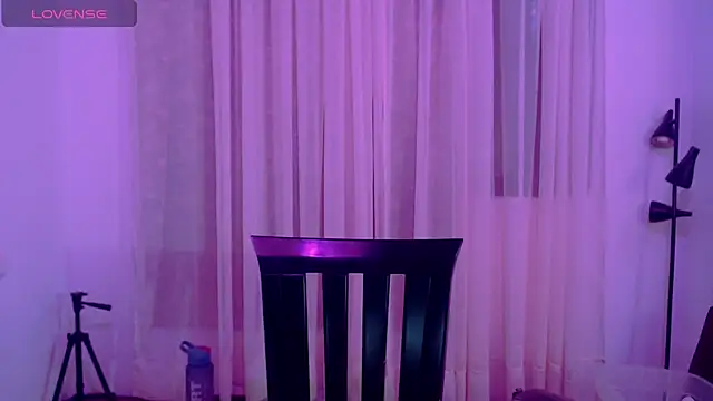 Snapshot of AlissonnFoxx chatting on July 2026 11:44:02 PM AlissonnFoxx online show from July 2026 11:44:02 PM