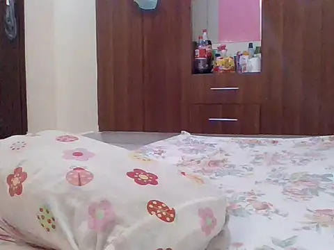 Snapshot of sweet-fancy chatting on October 2025 07:42:01 AM sweet-fancy online show from October 2025 07:42:01 AM