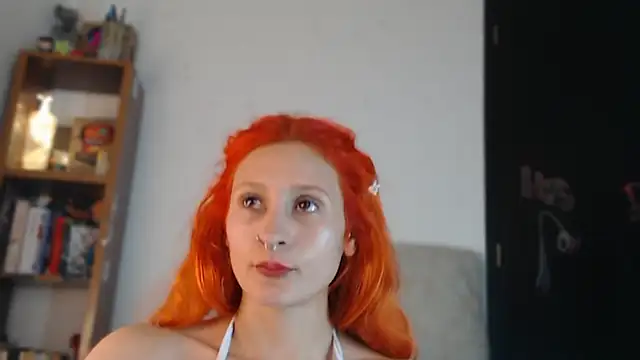 Snapshot of skinny_Raven chatting on April 2026 10:37:02 PM skinny Raven online show from April 2026 10:37:02 PM