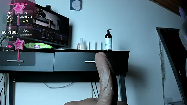 eileen pinkman online show from July 2026 04:59:02 AM