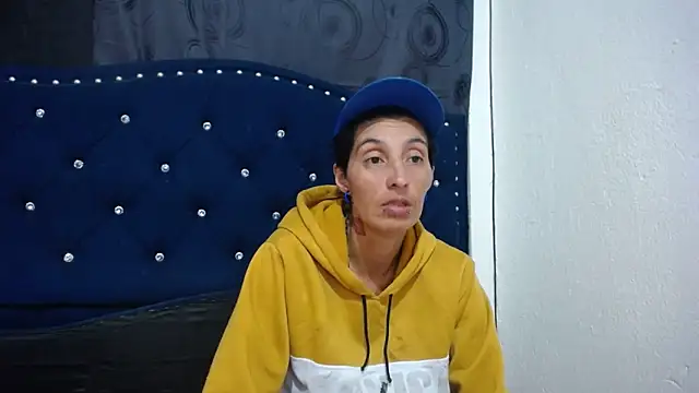 anyu1306 online show from February 2025 12:07:01 AM