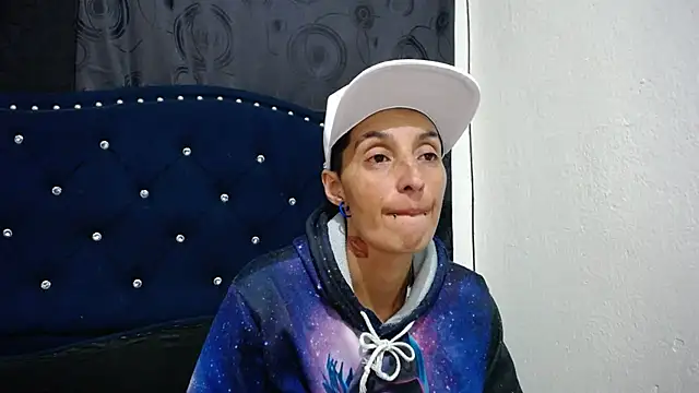 anyu1306 online show from February 2025 02:59:01 AM