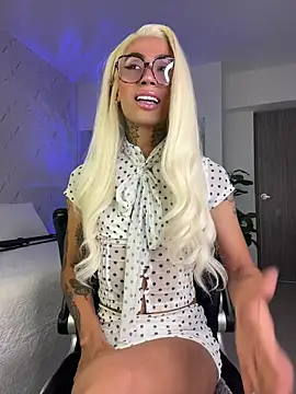 Miss sagitario online show from May 2026 12:00:01 PM