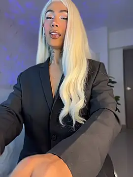 Miss sagitario online show from July 2026 12:11:01 PM