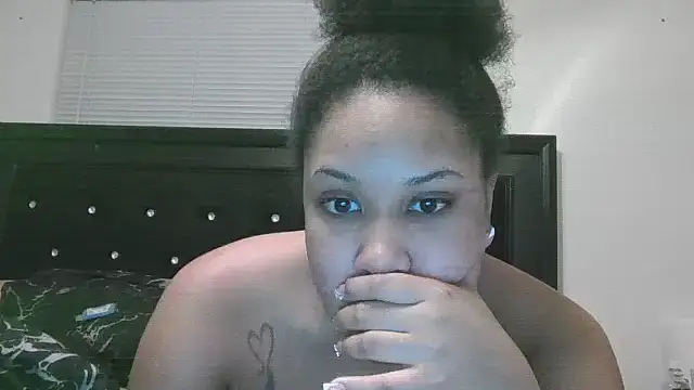 creamdreammmm online show from March 2025 03:52:01 AM