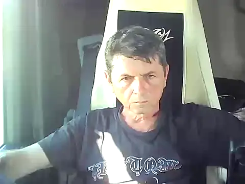 czarek888 online show from September 2025 04:11:01 PM