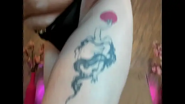 Rayanablackandwhite online show from April 2026 07:39:02 PM