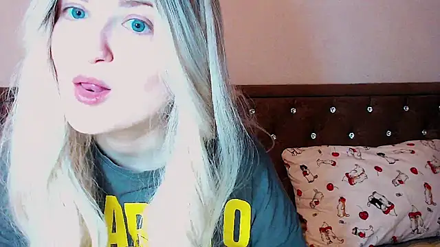 Sara4uu online show from October 2025 11:39:01 PM