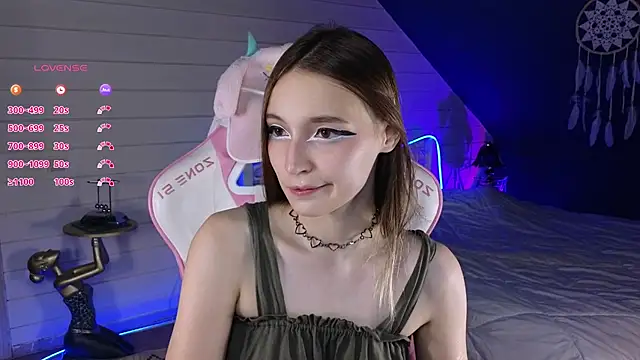 Evie Ro online show from July 2026 10:34:02 PM