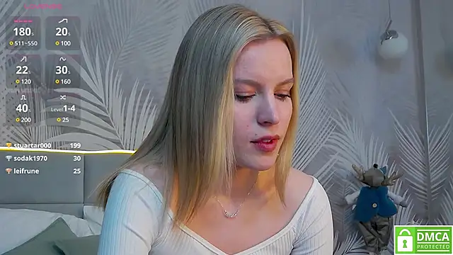 Snapshot of AmaliaBell chatting on December 2024 08:03:02 PM AmaliaBell online show from December 2024 08:03:02 PM