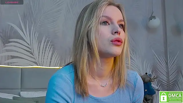 Snapshot of AmaliaBell chatting on December 2024 01:03:01 PM AmaliaBell online show from December 2024 01:03:01 PM