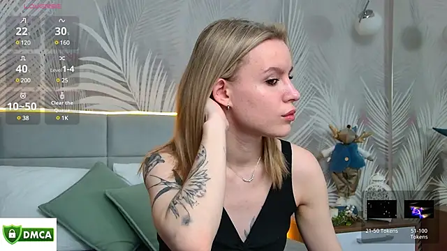 Snapshot of AmaliaBell chatting on January 2025 01:05:02 PM AmaliaBell online show from January 2025 01:05:02 PM