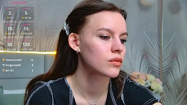 Snapshot of AmaliaBell chatting on March 2025 04:51:01 PM AmaliaBell online show from March 2025 04:51:01 PM