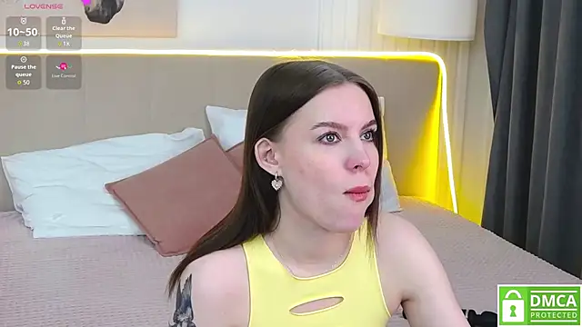 Snapshot of AmaliaBell chatting on October 2025 01:10:01 PM AmaliaBell online show from October 2025 01:10:01 PM