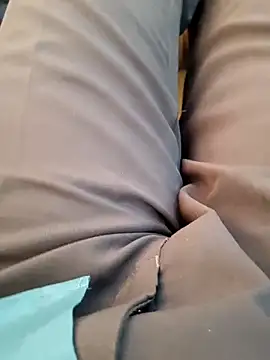 u wan me online show from October 2025 04:12:01 AM