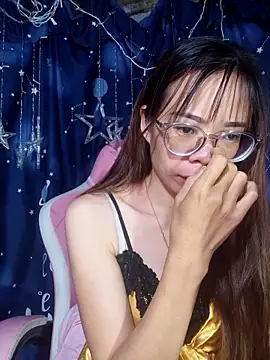   Mai-love19   online show from November 2025 12:04:01 PM