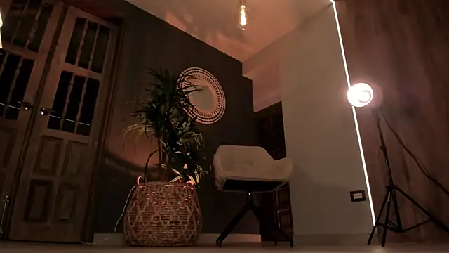 AmyArmstrong online show from January 2025 07:14:02 AM