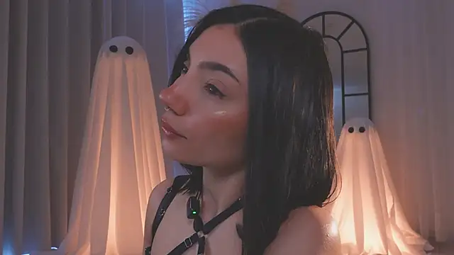 AmyArmstrong online show from October 2025 02:28:02 PM