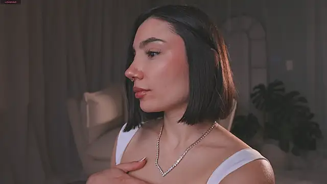 AmyArmstrong online show from April 2026 11:21:02 PM