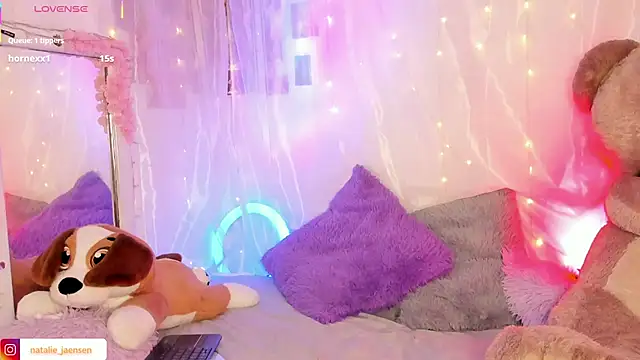 natalie jaensen online show from March 2026 09:33:01 PM