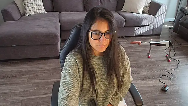 Snapshot of Abril_latex02 chatting on January 2025 09:03:01 PM Abril latex02 online show from January 2025 09:03:01 PM