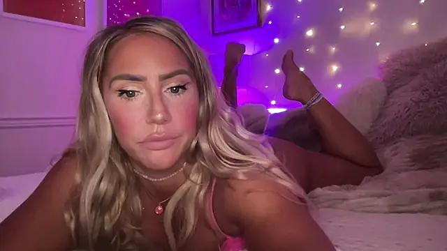 Fitnessbabe69 online show from July 2026 07:32:02 AM