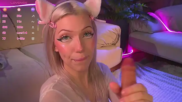 Wildneck online show from October 2025 06:31:02 PM